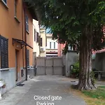 Il Giardino Dei Fiori -free Private Parking شقة مانديلو ديل لاريو