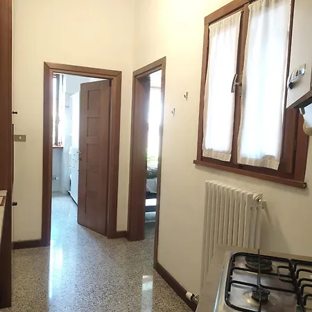 Apartament Il Giardino Dei Fiori -free Private Parking