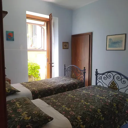 Apartament Il Giardino Dei Fiori -free Private Parking Mandello del Lario